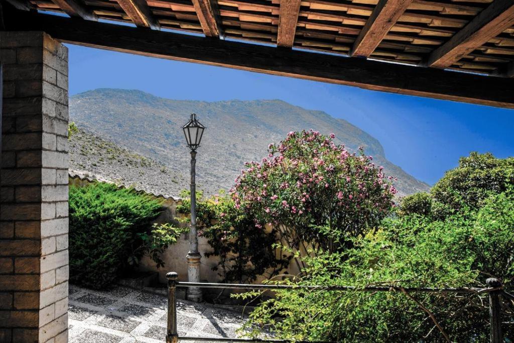 Poggio Di Mare Bed and Breakfast Castelluzzo Exteriör bild